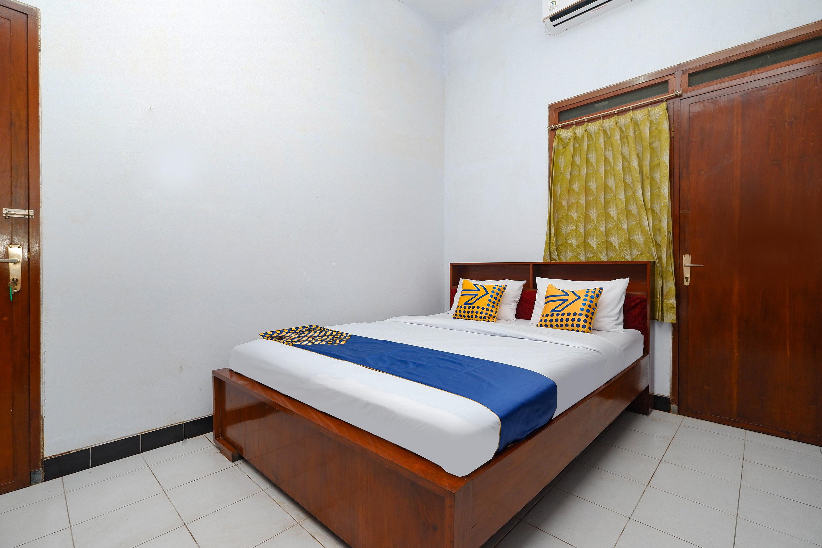 Oyo 2240 Simpang Tujuh Residence Kudus Екстер'єр фото
