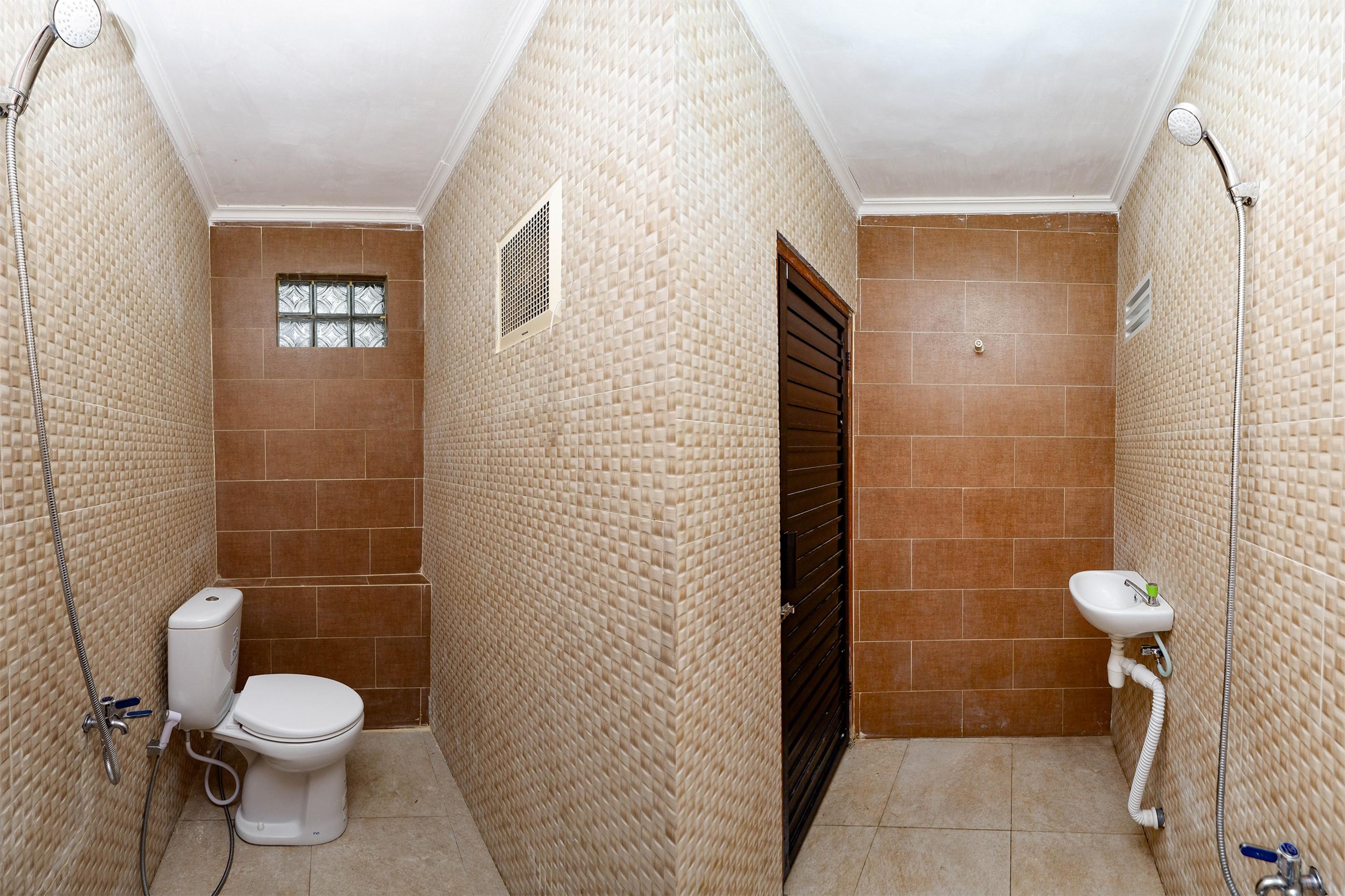 Oyo 2240 Simpang Tujuh Residence Kudus Екстер'єр фото