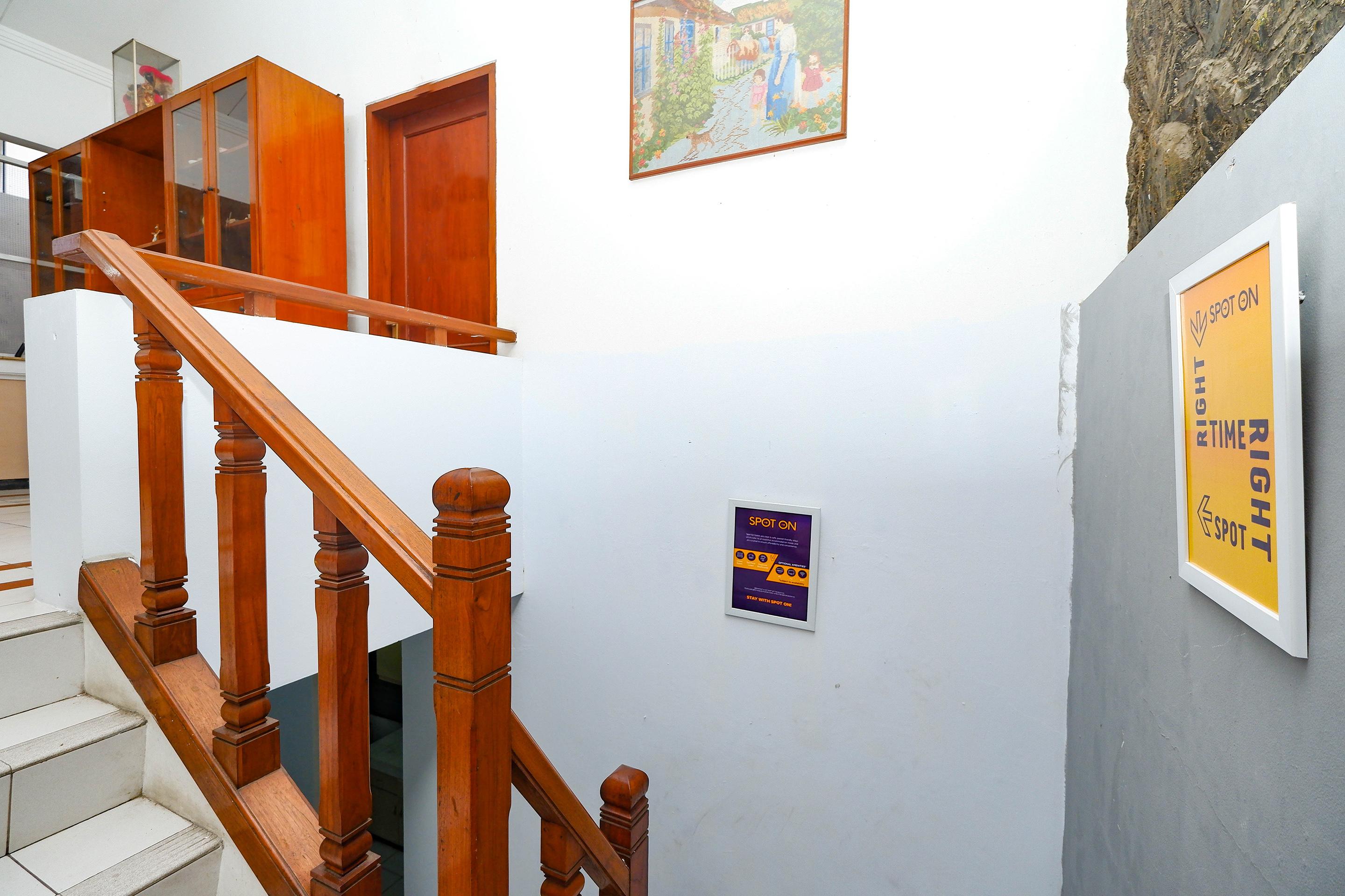 Oyo 2240 Simpang Tujuh Residence Kudus Екстер'єр фото